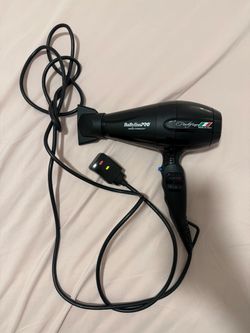 BABYLISS PRO NANO TITANIUM  HAIR DRYER — FOR SALE  / SECADOR DE CABELLO — EN VENTA