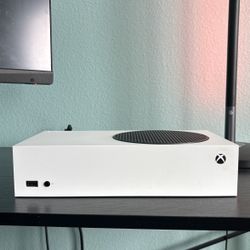 Xbox Series S 512gb - No Controller - Price Negotiable 