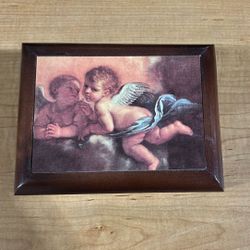 Cherubs/Angels Portrait Music Box