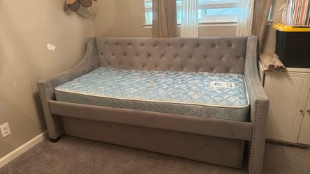 Truddle bed