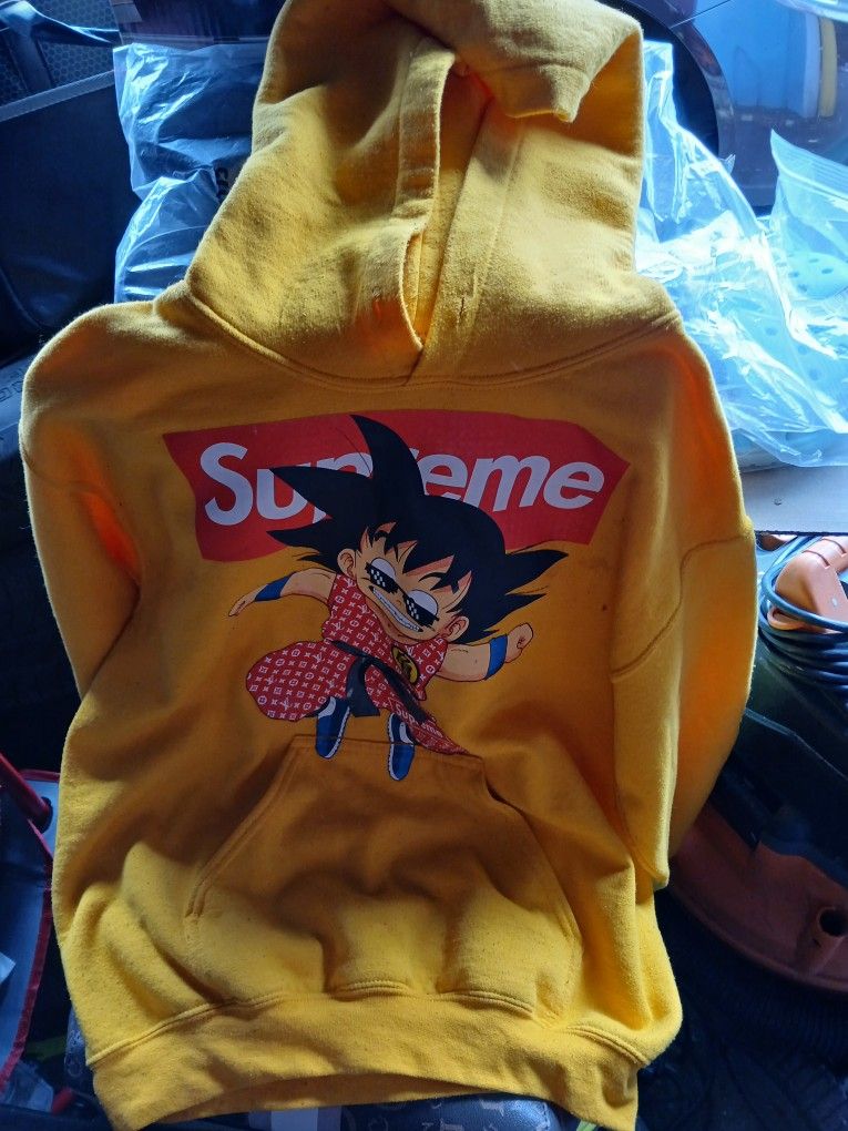Supreme DRAGONball Z Sweatshirt SMALL