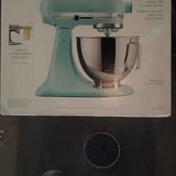 KITCHENAID Tilt Head Stand Mixer DELUXE. 