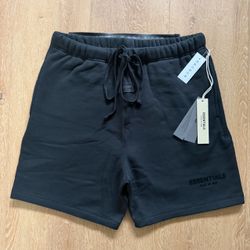 Essential Shorts - Size Medium