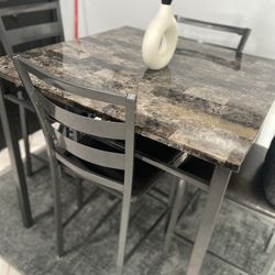 Dining Set 