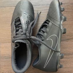  New Nike Phantom Venom Club FG Men's Soccer Cleats AO0577 010 Black New Size 6