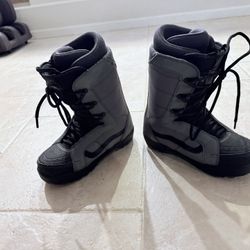 Vans Snowboard Boots Size 9