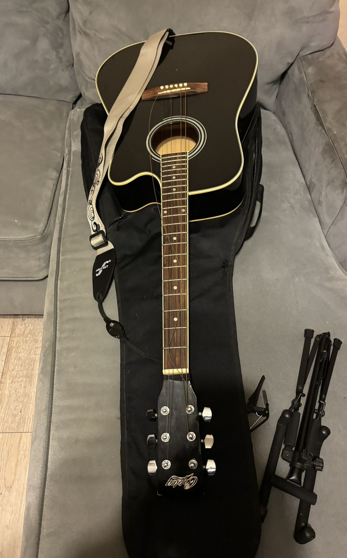 Copley Guitar