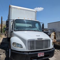 2006 International.  Business Class Moving Truck