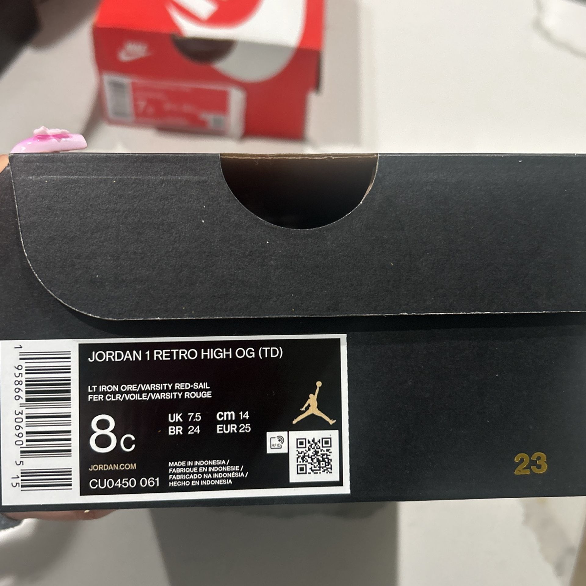 Jordan 1 Retro High  8c Toddler 