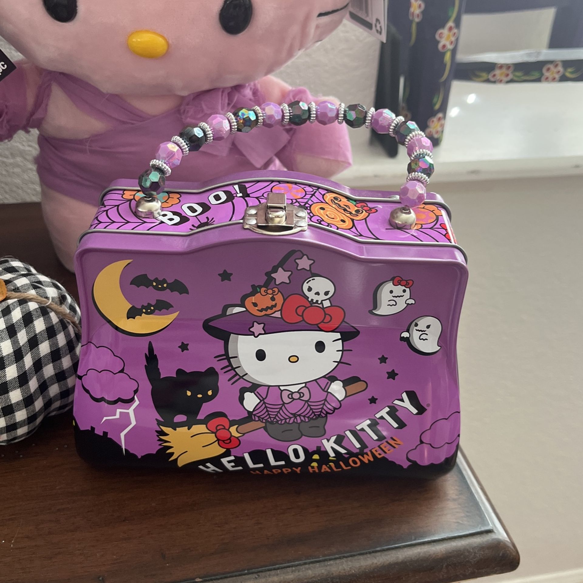 Hello Kitty Tin Purse