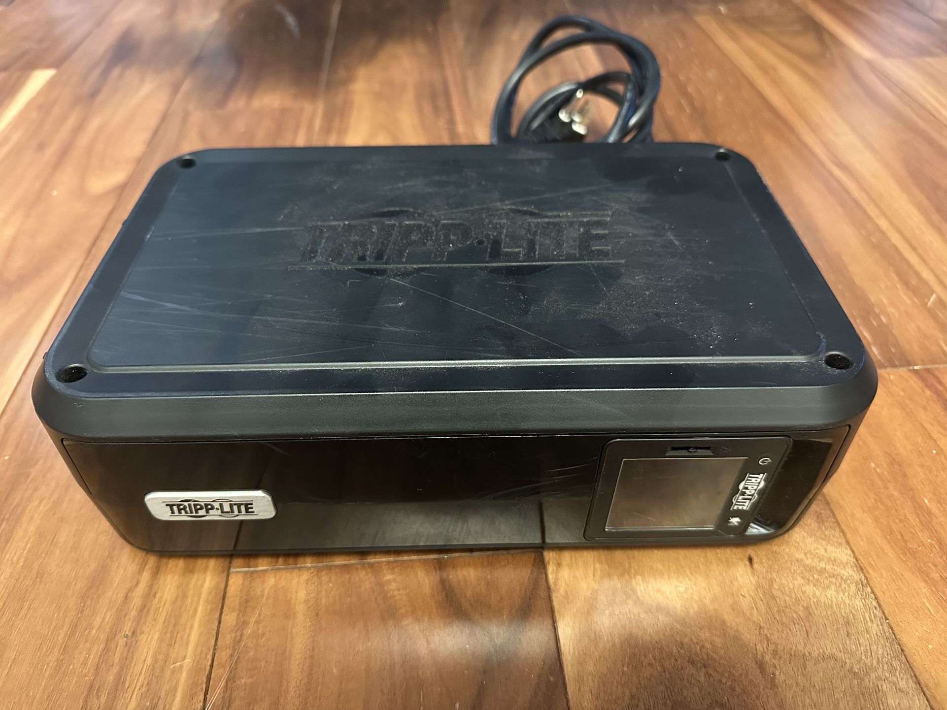 Tripp Lite G1000u