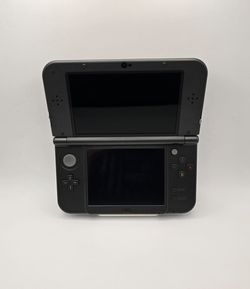 "NEW" 3DS XL mint condition