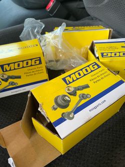 Cummins ball joints