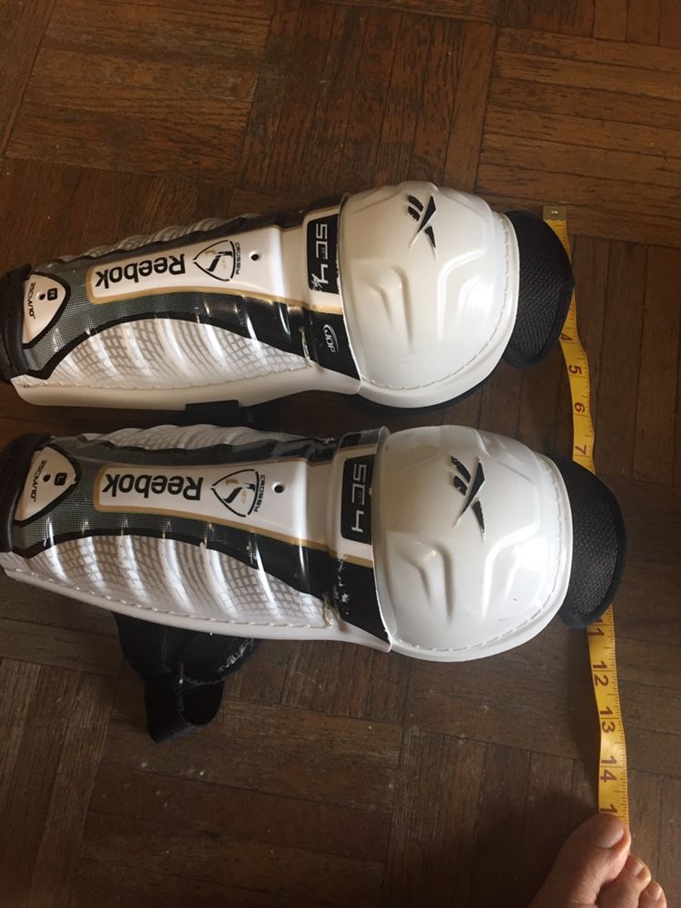 youth ice hockey shin guards Reebok SC 4 large youth 25cm/10"