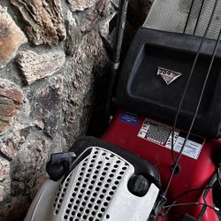 Troy Bilt Lawn Mover 