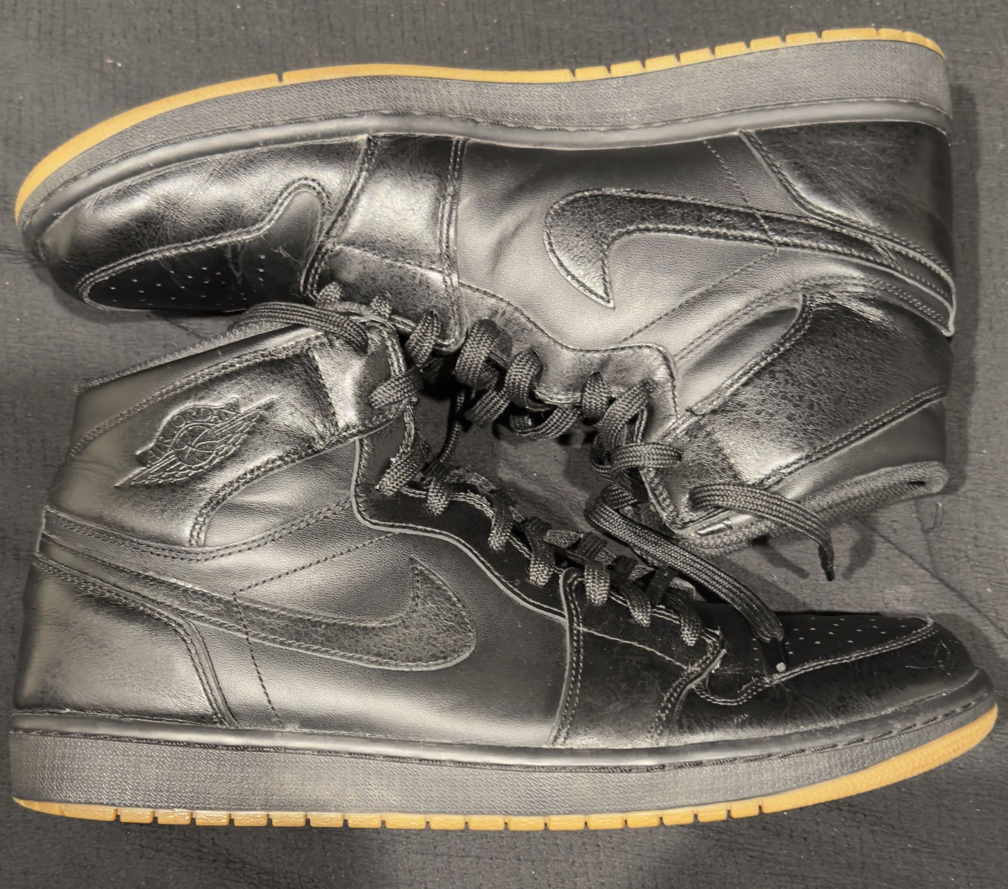 Air Jordan Retro 1 High OG Black Gum Bottom Size 13 Mens