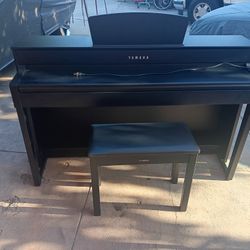 Yamaha Clavinova Piano 