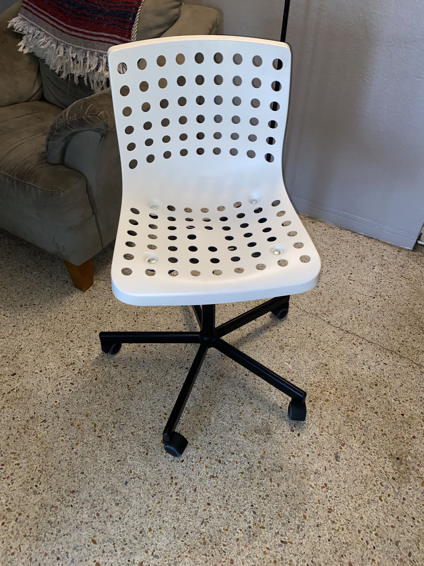 IKEA chair swivel/work/desktop