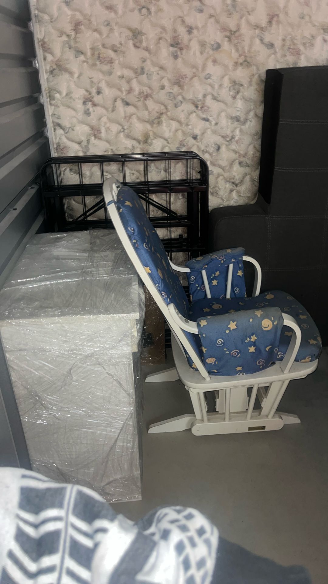 Home Items: pickup ASAP 