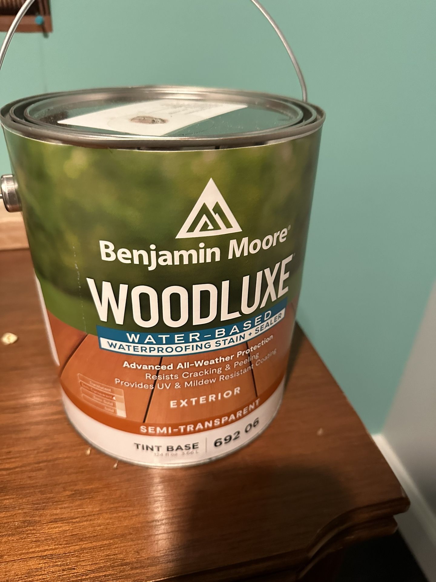 Benjamin Moore semi Transparent Deck Stains Unused