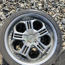 18ā 5 Lug Wheels