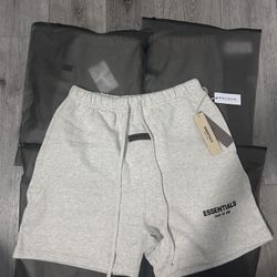 ESSENTIAL SHORTSS‼️