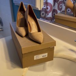 Brand New Aldo Suade Pumps
