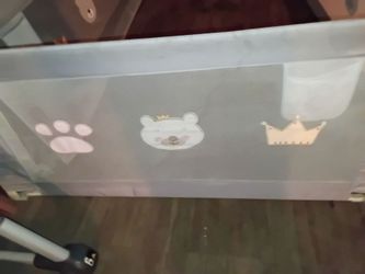 Infant/ toddler bed rails