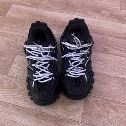 Balenciaga Tracks