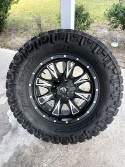 Tire for sale - rim included size 20