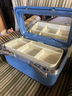 Blue Samsonite Makeup Traveling Case 