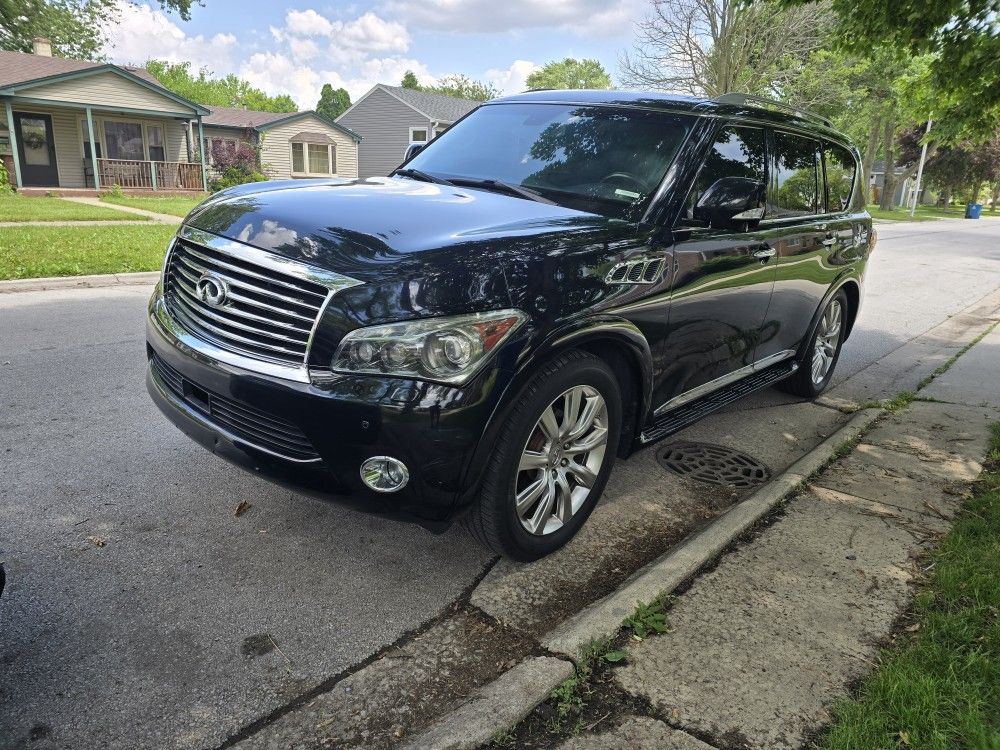 2012 Infiniti Qx56