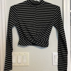 Topshop Long Sleeved Crop Top, Size 2