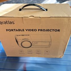 Starla’s Portable Video Projector