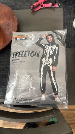 Skeleton costume
