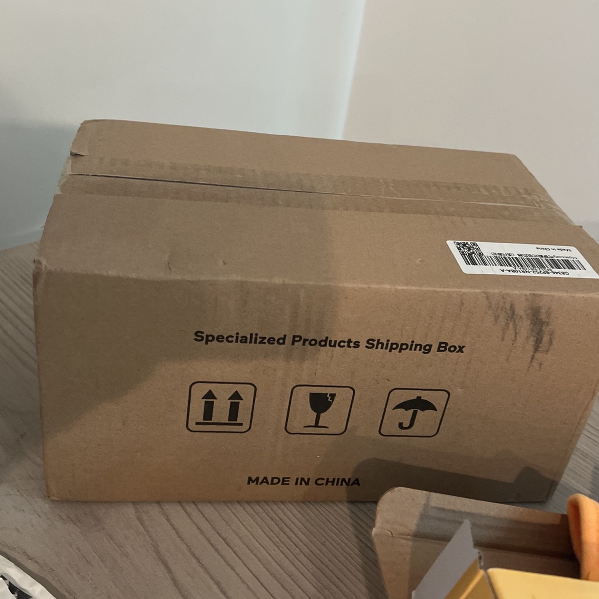 BRAND NEW Momcozy V1 Pro Pump