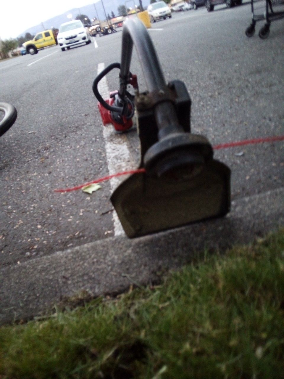 Craftsman multi tool attachment system Weed eater for Sale in Mount