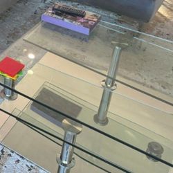 Beautiful Movable Glass Sofa Couch Table Nice Condition