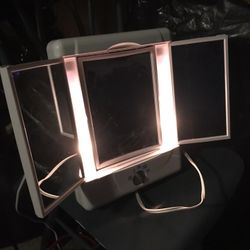 Like New Fold Up Adjustable Electric Make Up Mirror With Lights Only $15