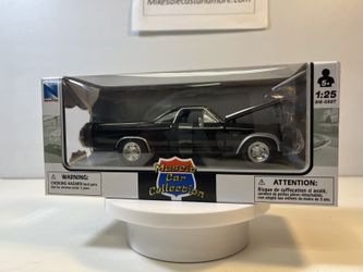 1970 Chevy El Camino Diecast Model Car: 1/25 Scale, New In the Box By New Ray