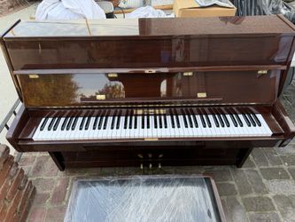 Thomas Piano