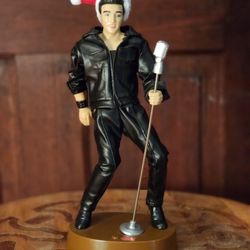 Singing Christmas Elvis 