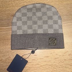 grey louie vuttion beanie 