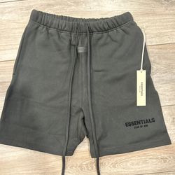 Essentials short black size m