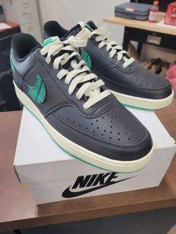 Nike Air Force 1 size 11