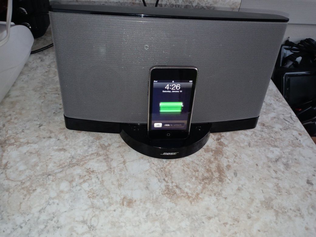 Bose SoundDock 2 With IPhone Adapter And Bluetooth Adapter