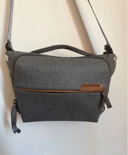 Peak Design Sling 3L