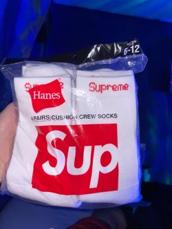 Supreme socks brand new white