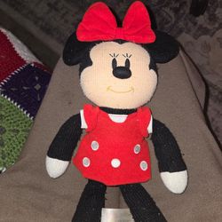 Knitted Disney Minnie Mouse