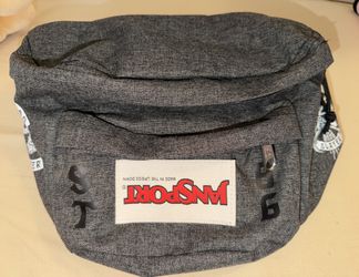 NWOT Jansport x Stranger Things HELLFIRE DEMOGORGON SLAYER Fanny Waistpack RARE